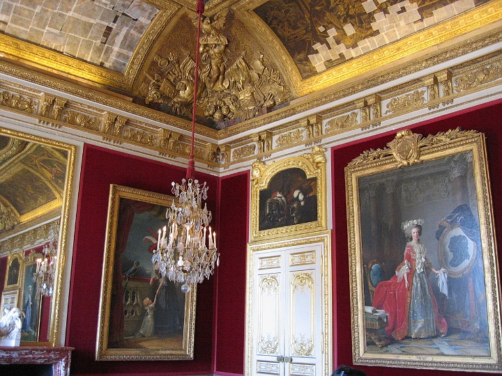 046 Versailles room.jpg